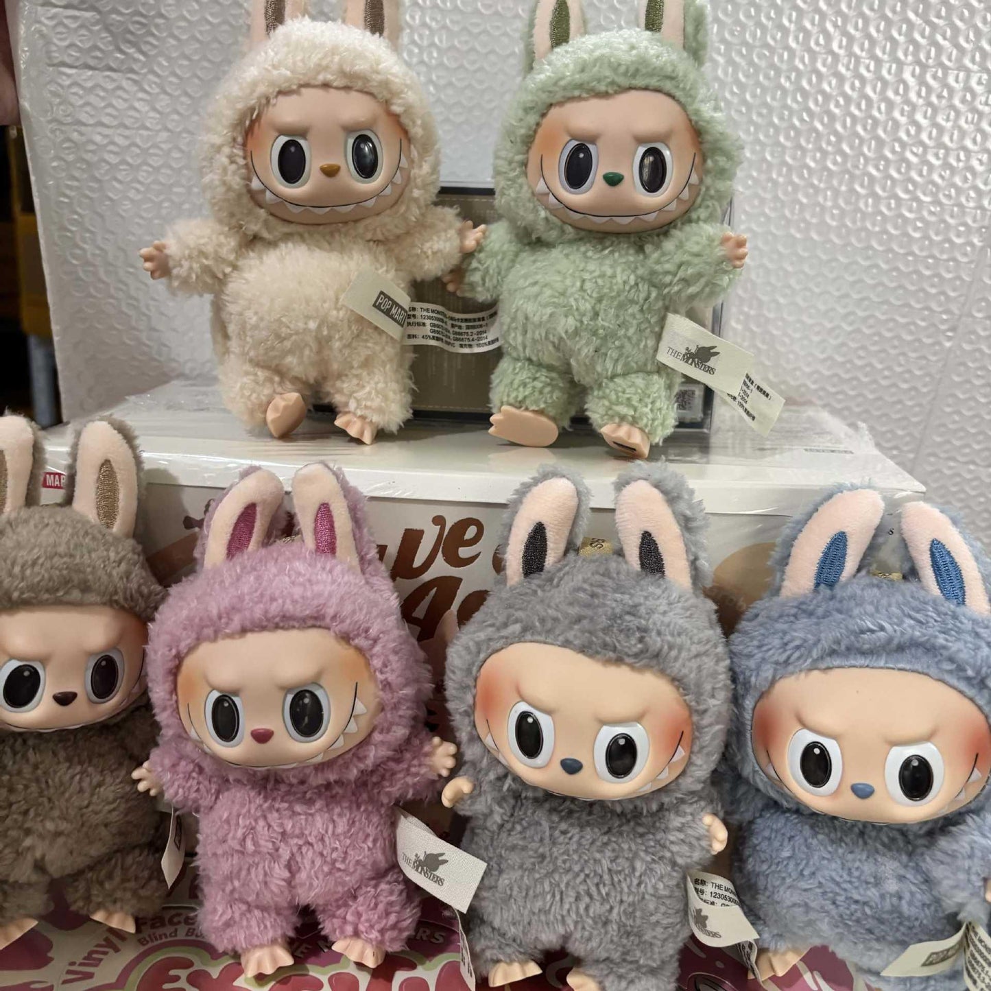 Labubu: Exciting Macaron
